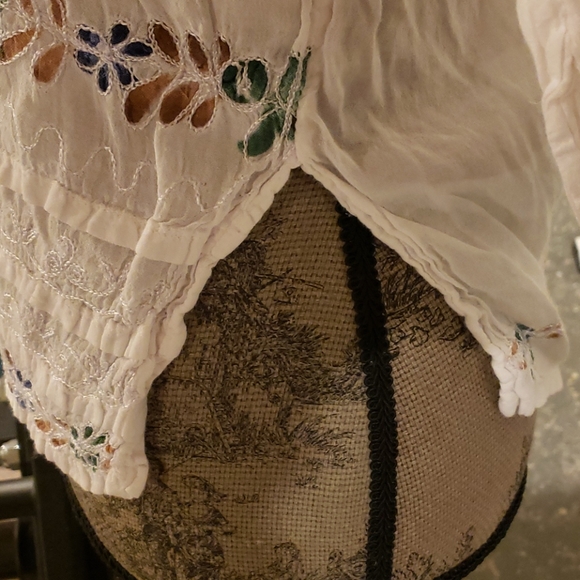 Shirt - Picture 5 of 5